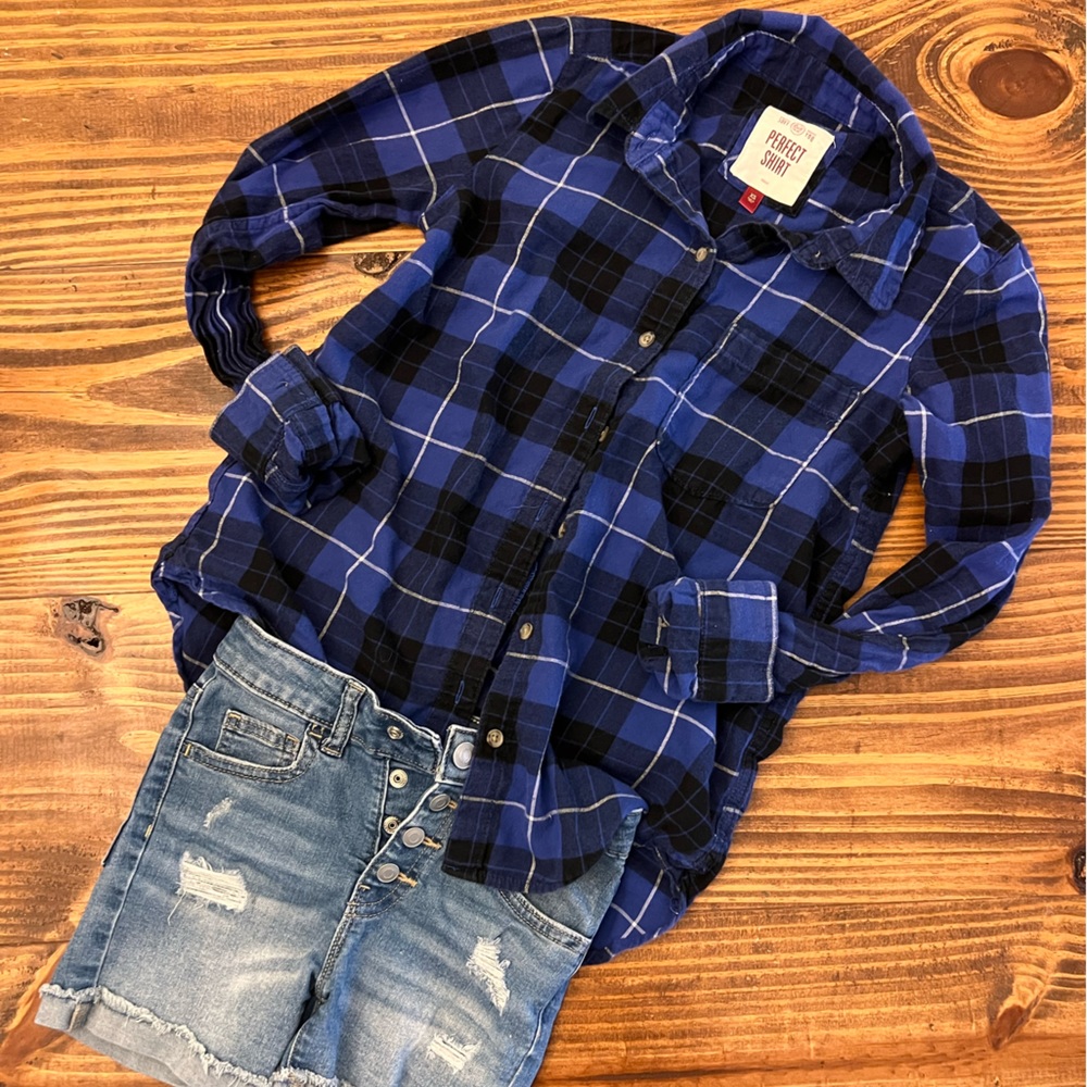 SO Perfect Shirt Button Down